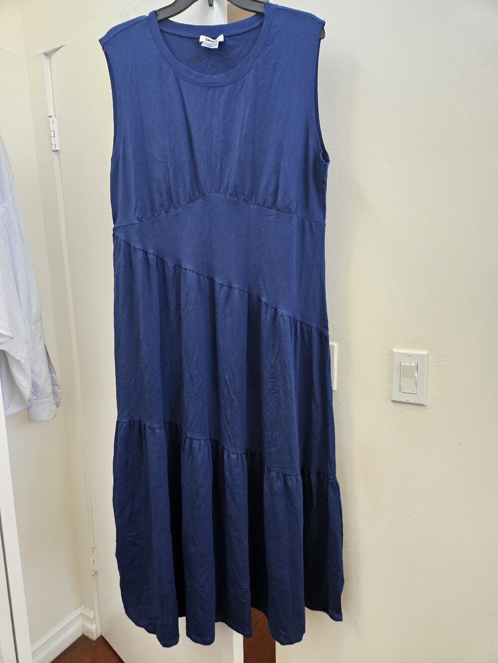 DKNY Women’s Navy Blue Tiered Maxi Dress - Picture 3 of 3